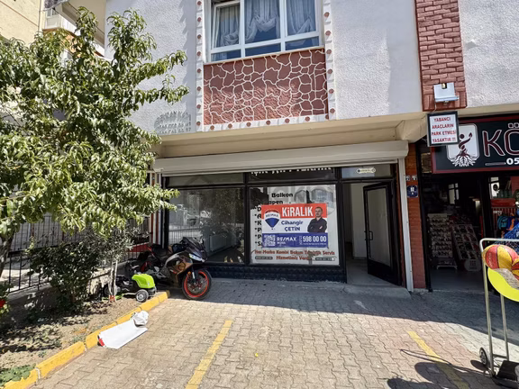 İncirli 19 Mayıs Caddesinde Satılık Dükkan 2
