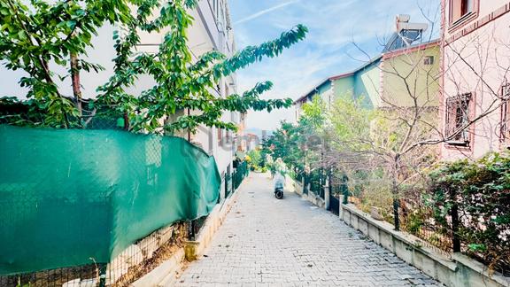 Remax Boss Tan Kuzeyyıldızı Villa Sitesinde 4 Katlı Yapılı Villa 2
