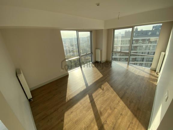 Suryapı Corridor'da Satılık 2+1 102m2 Köşe Daire 1