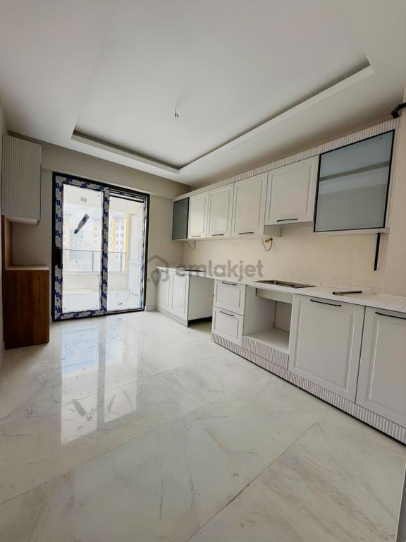 Meram Larmına Gardenda 2+1 Ara Kat Lüks Kiralık Daire 2