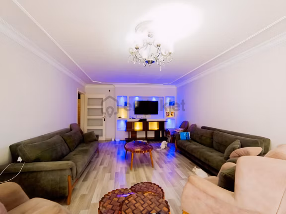 Yunus Emre Mah. Ana Cadde Üzeri 3+1 Satılık Daire 2