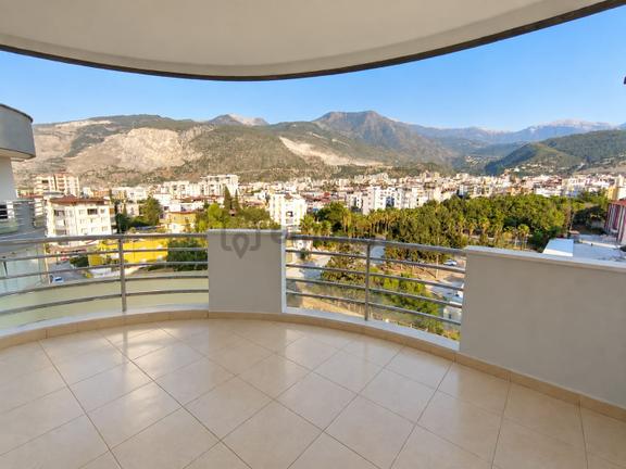 Başkent Sitesi'nde Panaromik Manzaralı Lüks 3+1 Satılık Daire 2