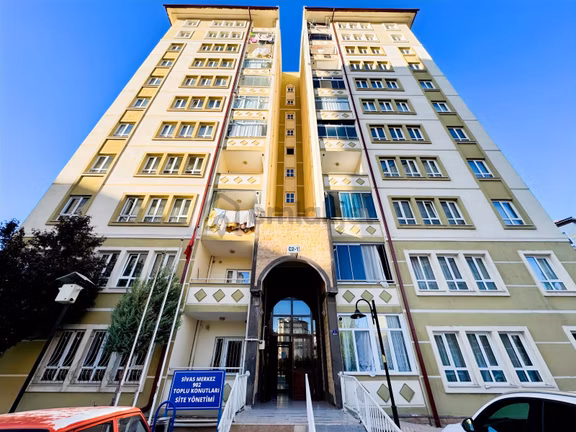 Sivas Gmt Emlak Huzur'mah 902 Konutları Sitesi 3+1 Arakat Daire 1