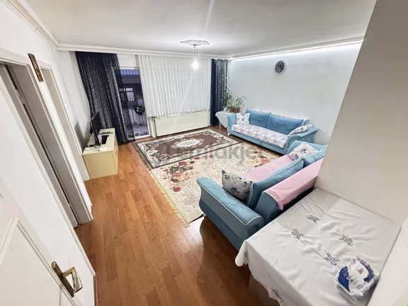Hobi Bahçesi Fiyatına 3+1 Orta Kat Ön Cephe İskanlı Çift Balkon 2