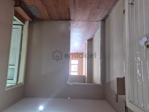 Mesa Yatırımdan Kalyon İş Merkezinde Kiralık 1+1 Ofis 2