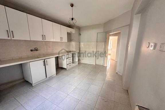 Oğuzlar Mah.masrafsız//geniş M2//boş Oturuma Hazır Kiralık Daire 2