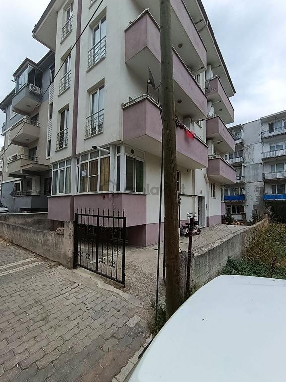 Balıkesir Altıeylül Sütlücede Kiralık 2+1 Eşyalı Daire 1