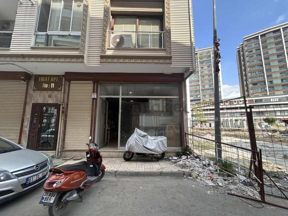 İskenderun Çay Mahallesi'nde Satılık Dükkan 1