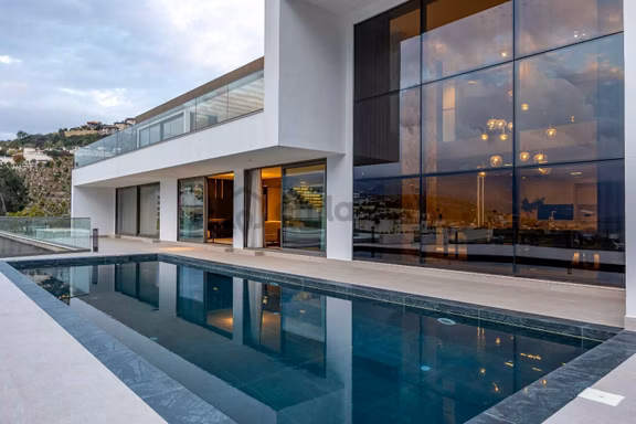Alanya Kargıcak’ta Eşsiz Manzaralı 4+1 Ultra Lüks Satılık Villa 1
