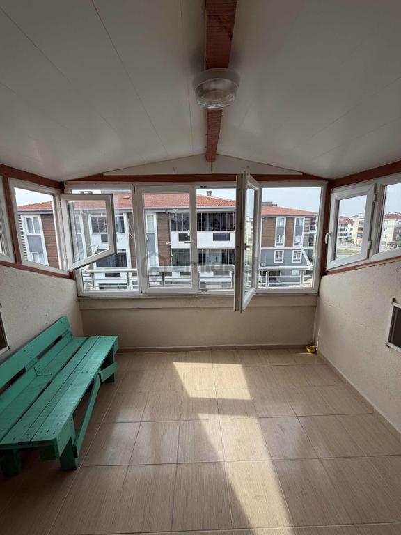 Akkaya İnşaattan Çobançeşmede Teraslı Kiralık Daire 1
