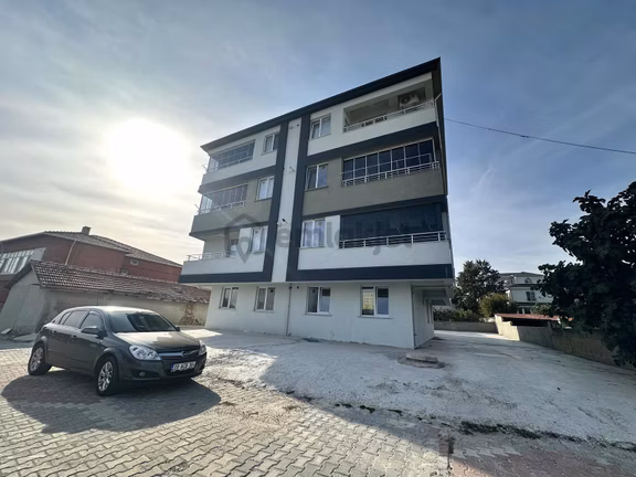 Marmaracıkta 2+1 Açık Mutfak Satılık Daire 1