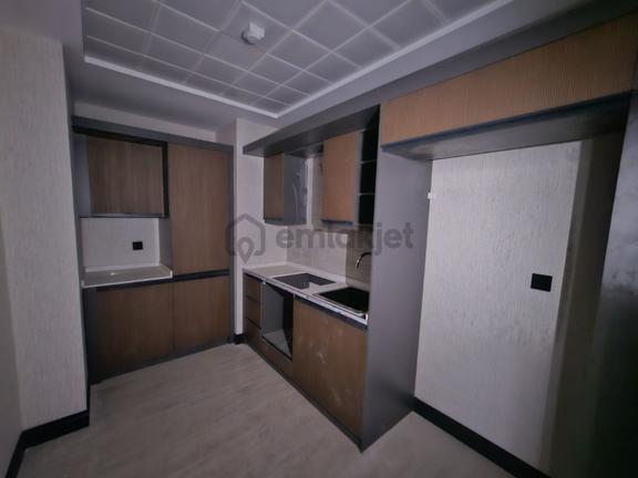 Prestijli Adres! Çetinler Diyarlandta Kiralık 2+1 Sıfır Büro..! 2