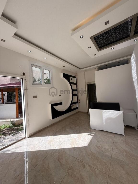 Gelişim Hastanesı Civarı Satılık Dükkan 1