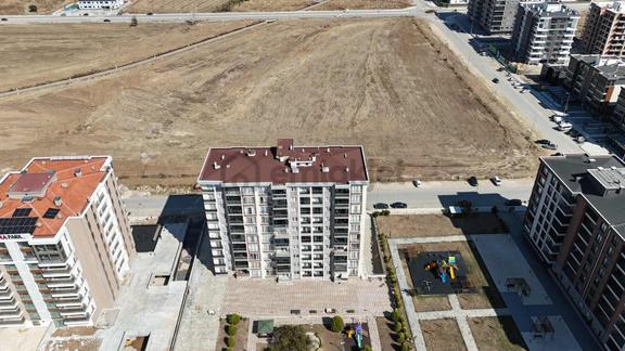 Çanakkale Esenler 2+1 File Market Yanı Kapalı Otoparklı Sitede 1