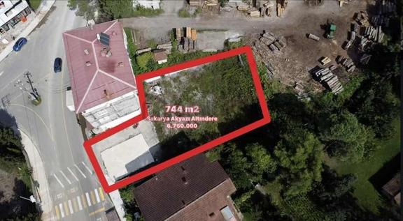 Altınderenin Merkezinde Müthiş Lokasyon Ana Yola Sıfır Arsa 1