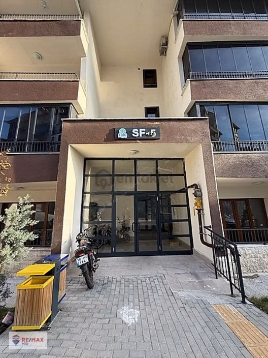 Remax/mid Balıkesir K.milliye Toki 2.etap Satılık 3+1 Daire 2
