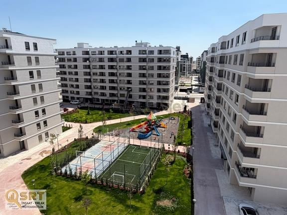 Meram Altınmavi Konutları'nda Kiralık 3+1 Daire 1