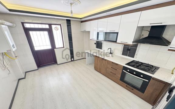 Mevlana Kültür Merkezi Arkası Giriş Kat Full-full Yapılı 3+1 2