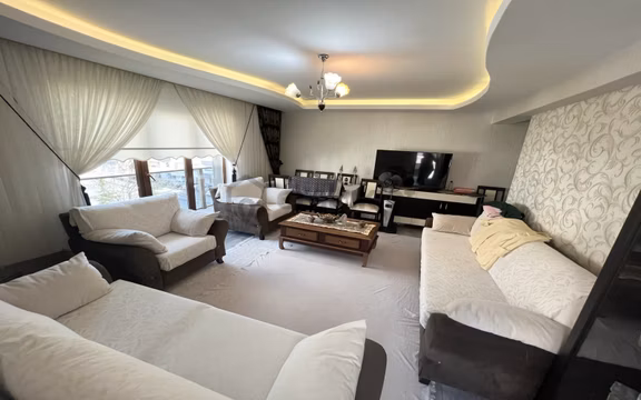 Kuşcağız'da Yeni Bina Katta Ön Cephe Full+full Yapılı 3+1 Daire 1