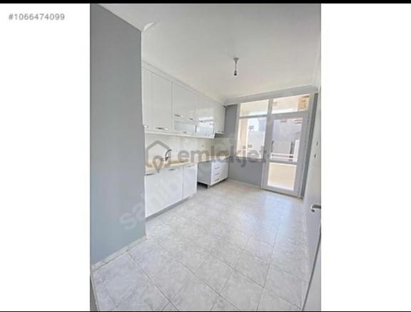 3+1güzelyalı İllerbankası 8-8katı 2banyo 200m2 Gd Cephe Kap.mutfak 21-25yaş Az Hasarlı. 1