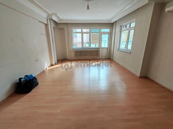 Barış Gayrimenkul'den Umurbey'de Ara Kat 3+1 Daire. 1