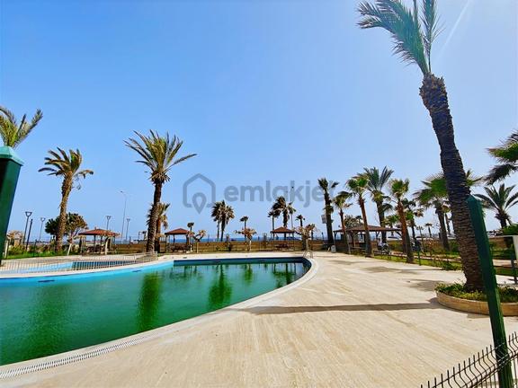 Konyaaltı Liman'da Deniz Ve Boğaçay Manzaralı Geniş Kiralık 1+1 1