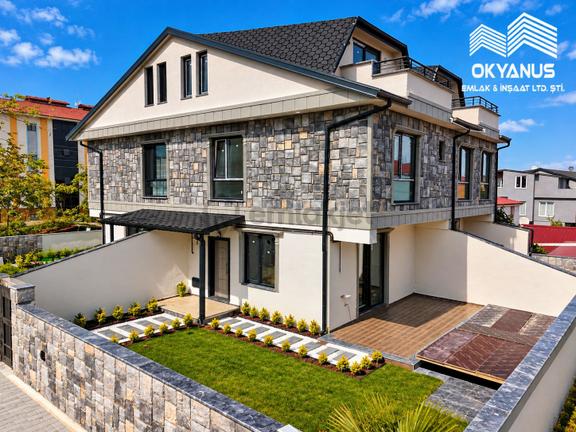 Sakarya Kocaali Yalı Mah De Ön Cephe Havuzlu Satılık 3+1 Villa 1