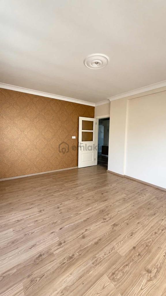 Selvilitepe Üzümlü Sokak'ta 3+1 Asansörlü Satılık 2