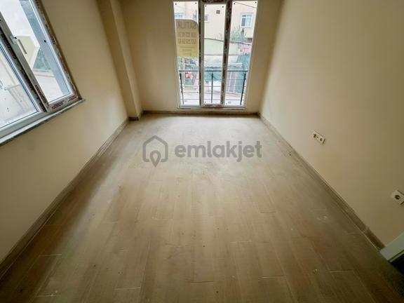 Satılık 140 M2 5+1 Çift Daire Kullanımına Uygun Ters Dubleks 1
