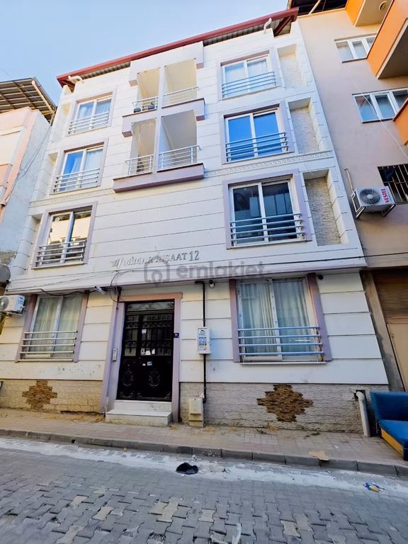Şehir Merkezinde Esyalı Daire 1