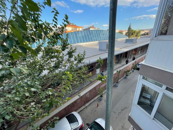 Güneş'ten Şirinyer İzban Karşısı 2+1 70m 3.kat Asansör Balkon 1