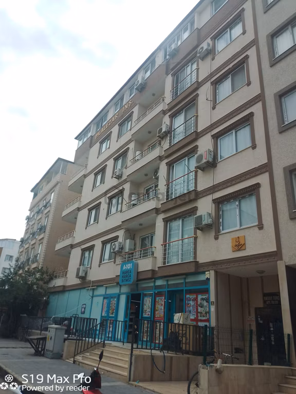 Meydan Mahllesinde Eşyalı Kiralık 1+1 1