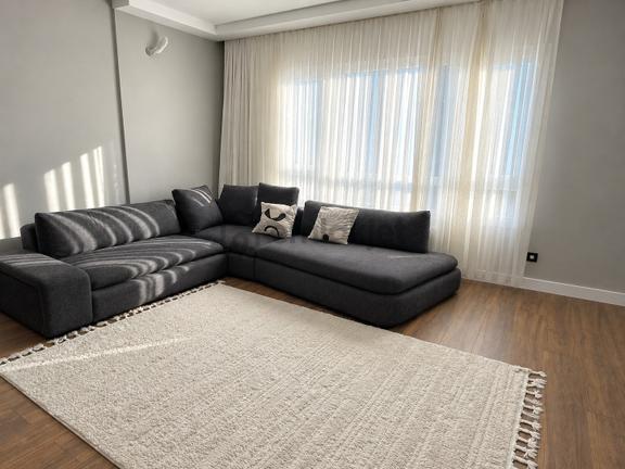 Truva Onur'dan Pelitköy Toki'de Eşyalı Geniş Kiralık 3+1 2
