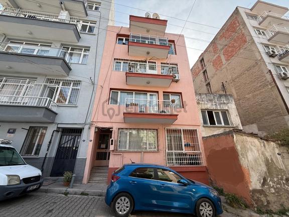Konak Altıntaş Mah 3+1 Kısmi Deniz Manzaralı Tadilatlı Doğalgazlı Satılık Daire 2