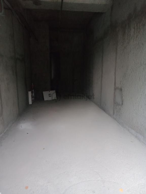 Eski Şire Pazarında Kiralık 28 Metre Dükkan 2