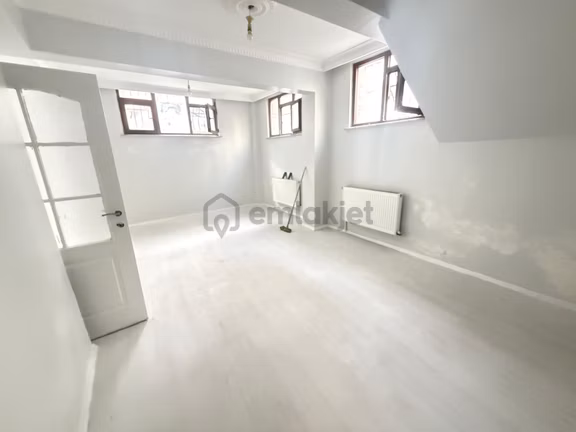 Pusula İnş'tan Cebeci Mah 1+1 70m2 Satılık Bahçe Katı 2