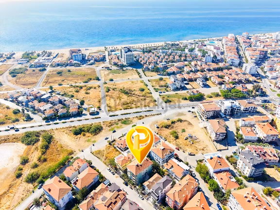Ayvalık Sarımsaklı'da Satılık Bahçe Dubleksi Masrafsız 3+1 Daire 2