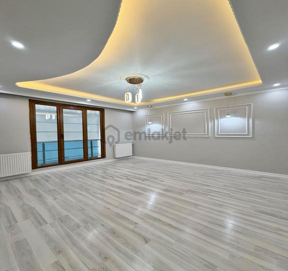 Esenyurt Talatpaşa Mah Arakat 2+1 110m2 Kiralık 25.000 Tl 1