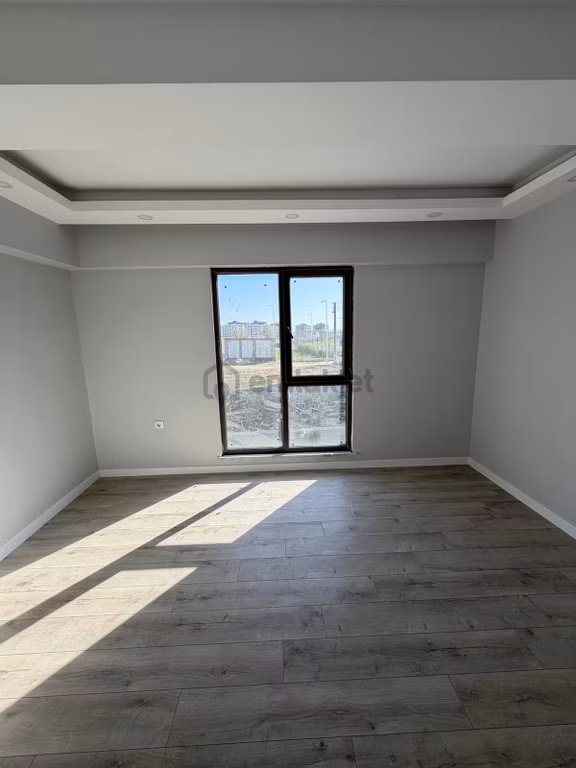 Akkaya İnşaattan Sıfır Ayrı Mutfak Geniş Balkon Emsalsiz 1+1 1
