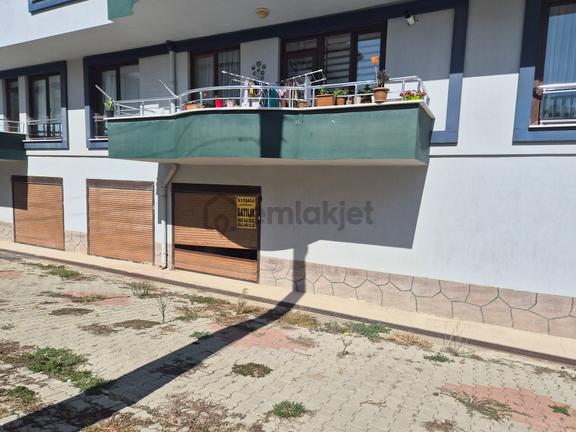 Ay Işığı Gayrimenkul'den Yeni Mahalle De Satlık 1+0 Garaj Deposu 2