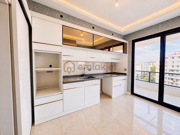 Onix21 Emlaktan Bağcılar Millet Bahçesi Yanı Satılık 2,5+1 Daire 1