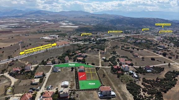 Baloğlu Gayrimenkul'den En İyi Lokasyonda 370 M² Fırsat Arsa 1