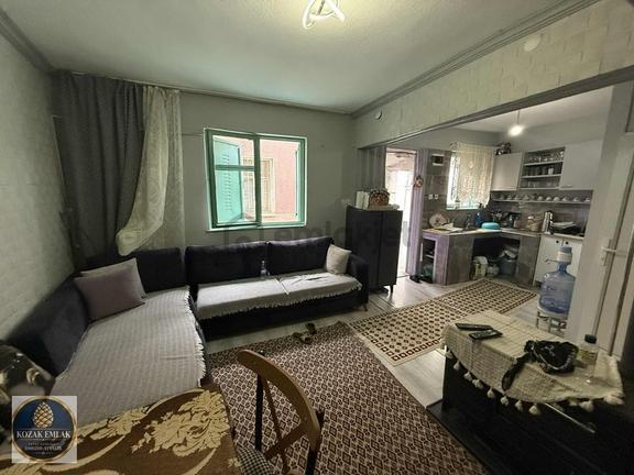 Ayvalık Fethiyede Geniş Teraslı Yatırımlık Ev 2
