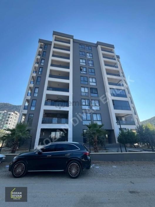 Kozan Divan Emlak'tan Şevkiye'de Kapalı Otoparklı 4+1 Rezidans 1