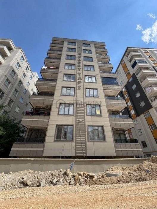Badılı Halı Saha Yanı Park Cepeli Süper 2+1 Daire 1