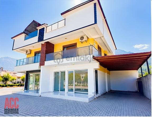 Kemer Göynük Merkezde Cadde Üzeri Kiralık Dükkan 1