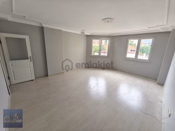 Uzman Emlak'tan 100m2 Deniz Manzaralı Satılık Daire... 2