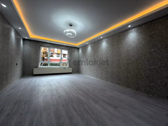 Kariyer'den Etliğin Kalbinde 3+1 1.kat Ultra Lüx Bağımsız Güney Cephe Daire 1