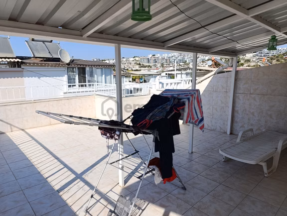 Kuşadası Kadınlar Denizinde Yıllık Eşyalı Kiralık Villa 2