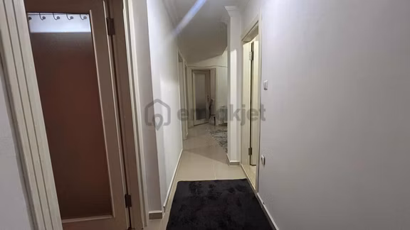 Cumhuriyet Mahallesinde Eşyalı Kiralık 3+1 1